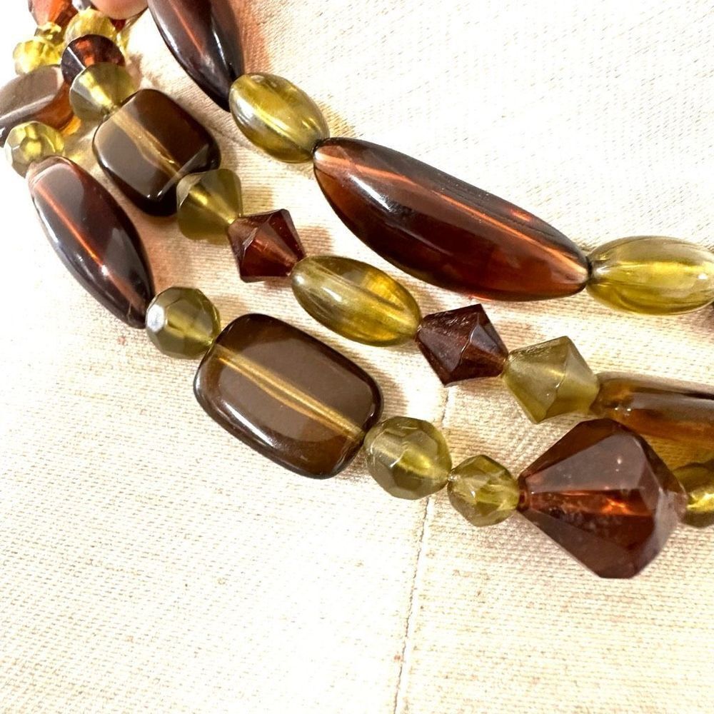 Green and brown multi strand necklace - Picture 4 of 8